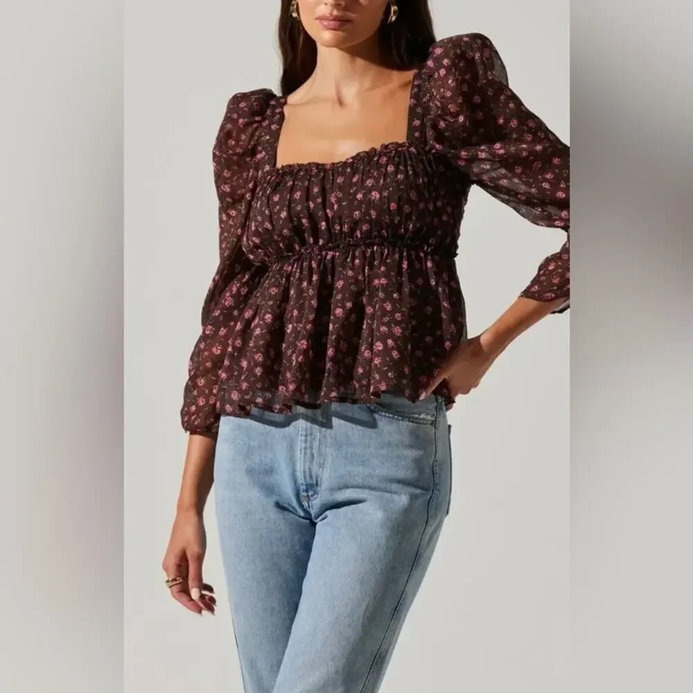 NWT New ASTR The Label Floral Print Smocked Babydoll Top Size L - Picture 3 of 12